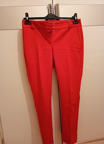 Kırmızı kumaş pantolon 