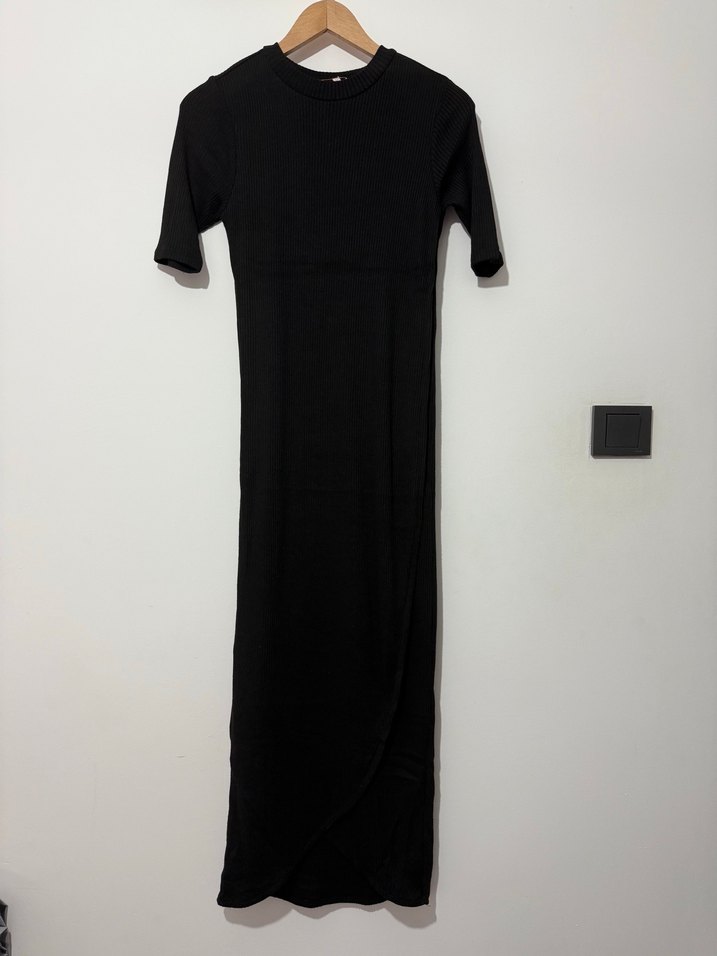 Siyah Kısa Kollu Uzun Elbise - Görsel 3