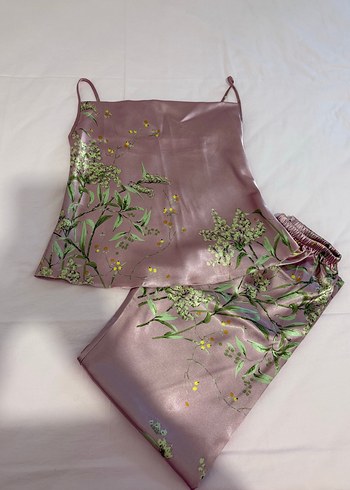 Pastel Mor Nakışlı Uzun Kadın Pijama Takımı - Görsel 4