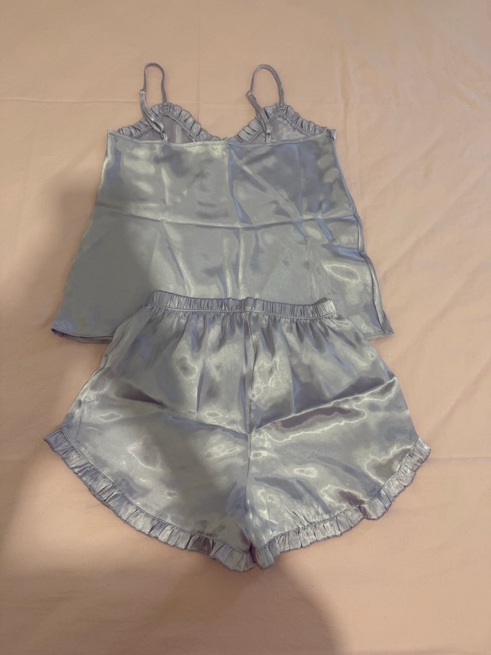 Parlak Gri Mini İp Askılı Kadın Pijama Takımı - Görsel 4