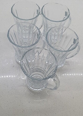 Beden Kulplu Çay Bardağı