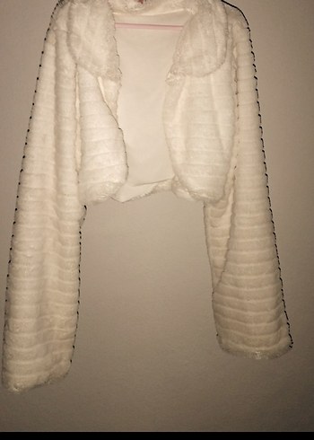 Bershka baddie girl beyaz kürk