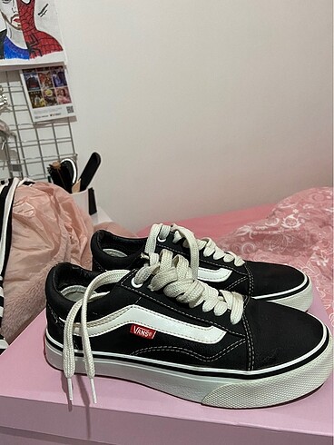 REPLİKA VANS YENİ GİBİ