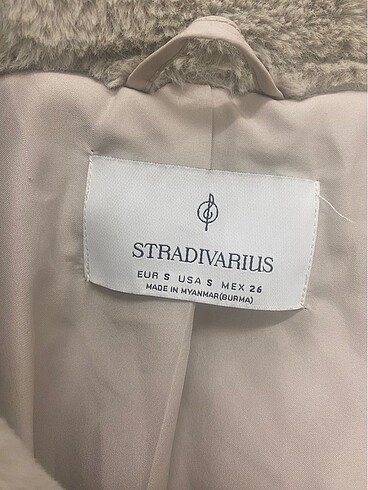 Stradivarius Stradivarius Kapüşonlu Suni Kürk Mont