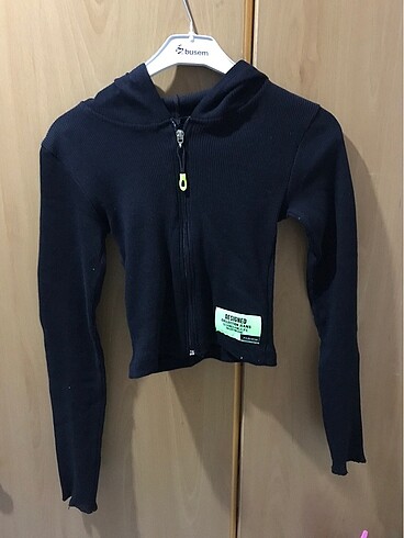 Kapşonlu crop