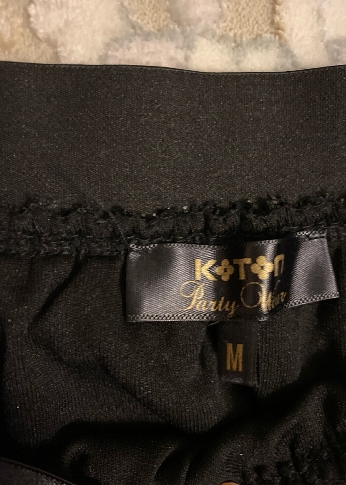 Yanı yırtmaçlı simli etek - Görsel 5