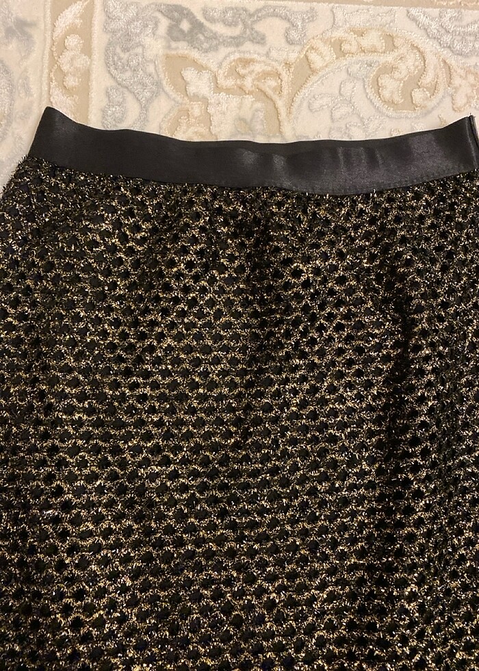 Yanı yırtmaçlı simli etek - Görsel 3