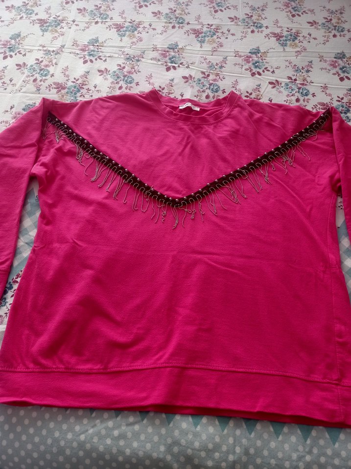 Pembe Boncuk Detaylı kadın buluzi - Görsel 4