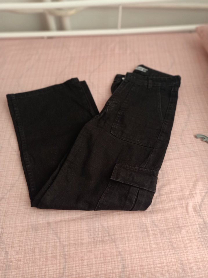 Siyah Kemerli Gevşek Kesim Kadın Jean - Görsel 2