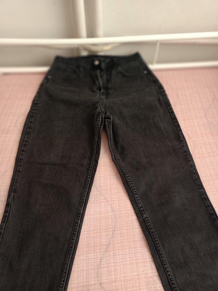 Düğmeli Siyah Kadın Midi Kot Pantolon - Görsel 2