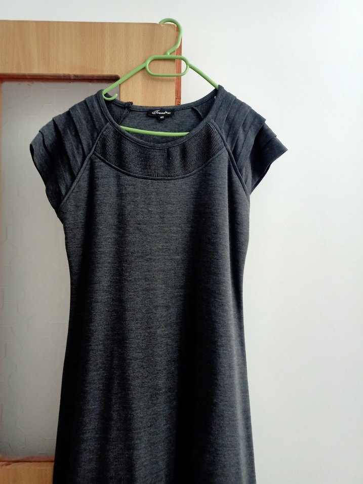 Gri Kolsuz Midi Triko Elbise - Görsel 3