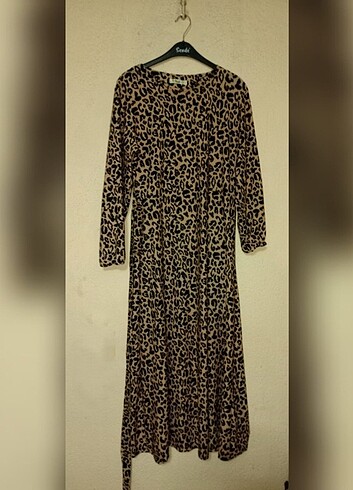KUŞAKLI LEOPAR ELBİSE UZUN 