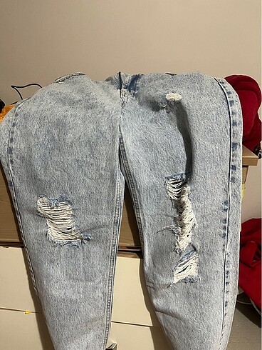 Jean mom