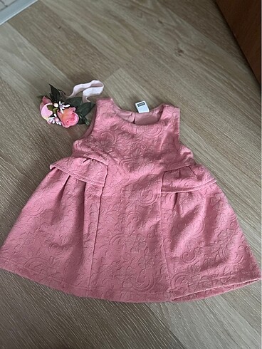 LC Waikiki Bebek elbisesi