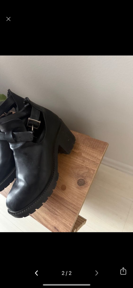 Tokalı Siyah  Kadın Bot - Görsel 2