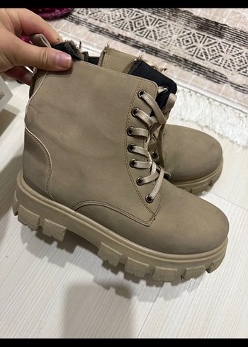 Bej Deri Kadın Platform Topuklu Bot - Görsel 4