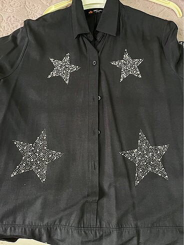 38 Beden siyah Renk siyah pullu yıldız detaylı tunik gömlek