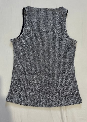 Gri V Yaka Örgü Kadın Atlet - Görsel 2