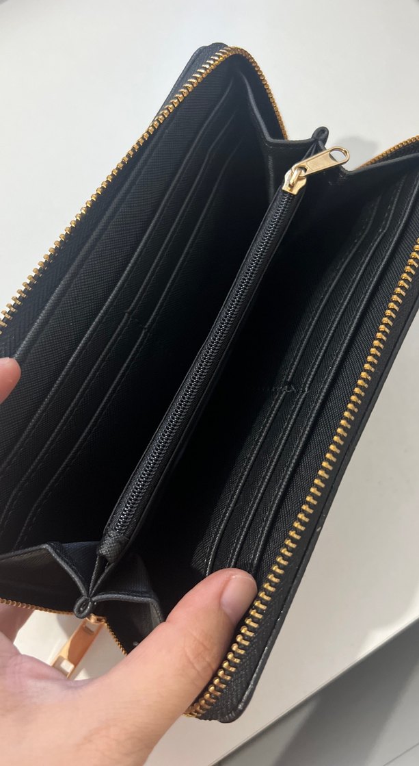 Siyah Yılan Derisi Desenli Fermuarlı Kadın Cüzdanı - Görsel 3