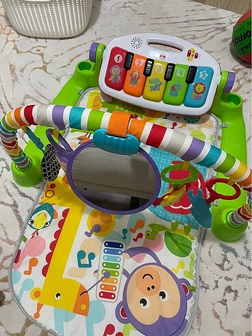 Fisher price piyanolu oyun halısı