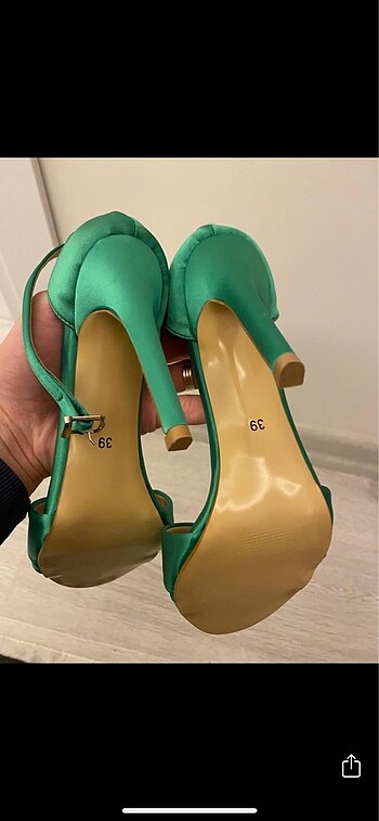 39 Beden Yeşil Topuklu Ayakkabı