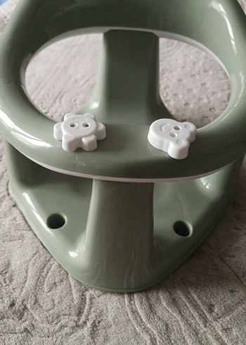 Gri ve Beyaz Bebek Mama Sandalyesi - Görsel 4