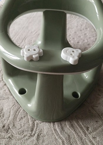 Gri ve Beyaz Bebek Mama Sandalyesi - Görsel 2