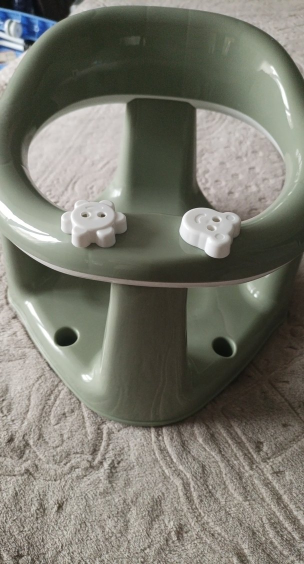 Gri ve Beyaz Bebek Mama Sandalyesi - Görsel 2