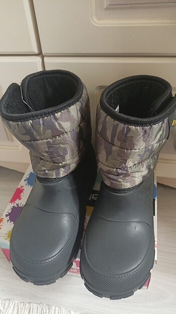 Lastik asker bot - Görsel 2