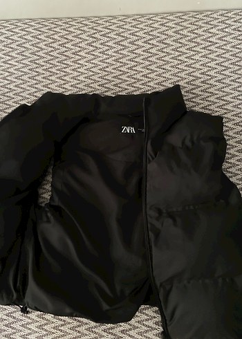 Zara Siyah Fermuarlı Kadın Yeleği