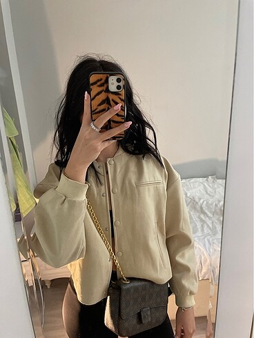 Zara Bomber