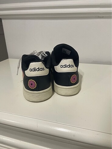 37 Beden Adidas