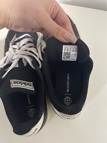 Adidas Adidas