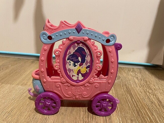  rarity makyaj arabası my little pony