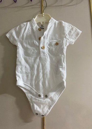 Kısa Kollu Beyaz Örgü Bebek Body - Görsel 4