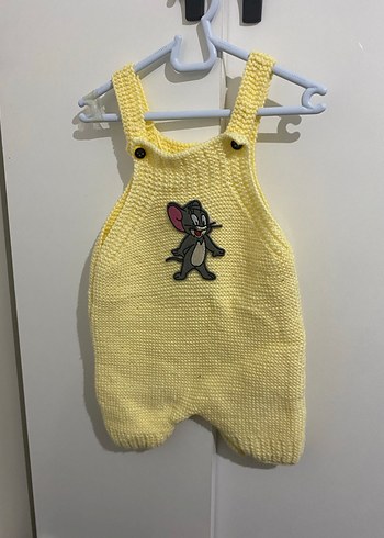 Sarı Nakışlı Bebek Önlüğü - Görsel 4