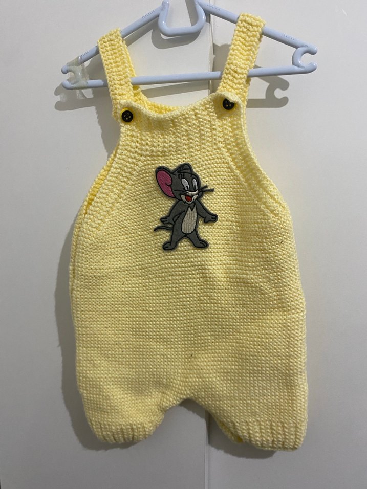 Sarı Nakışlı Bebek Önlüğü - Görsel 3