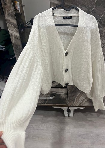 Düğmeli Beyaz Kadın Mini Hırka - Görsel 2