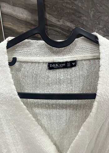 Düğmeli Beyaz Kadın Mini Hırka - Görsel 3