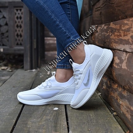 Nike 500 beyaz 