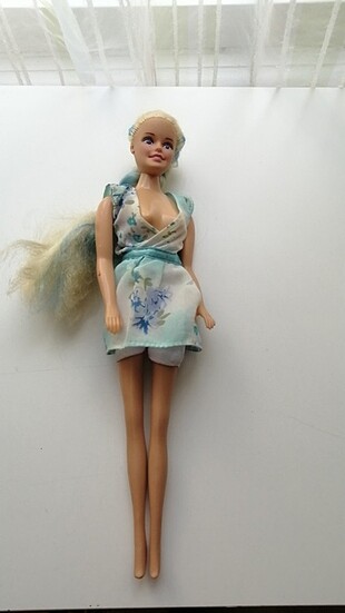Barbie bebek 