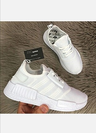 Adidas nmd beyaz 