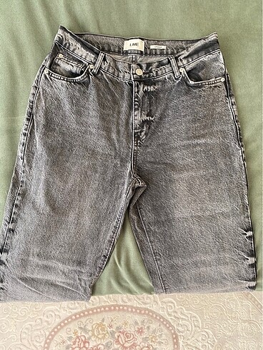paça detaylı jean