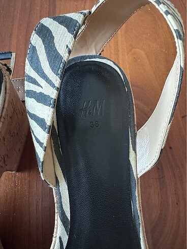 38 Beden camel Renk H&M dolgu topuk sandalet
