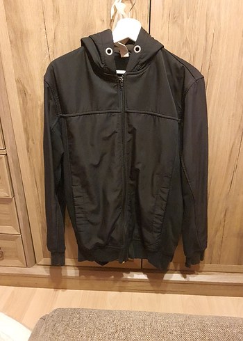 LC Waikiki l