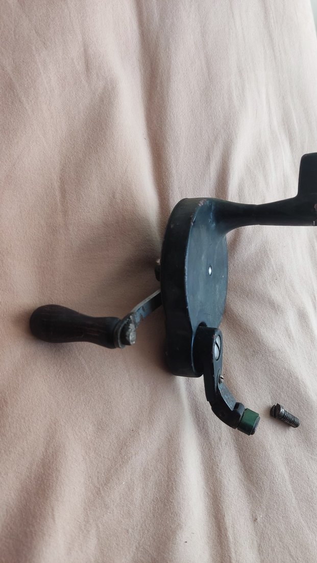 KARA KAFA DİKİŞ MAKİNESİ ÇEVİRME KOLU - Görsel 5