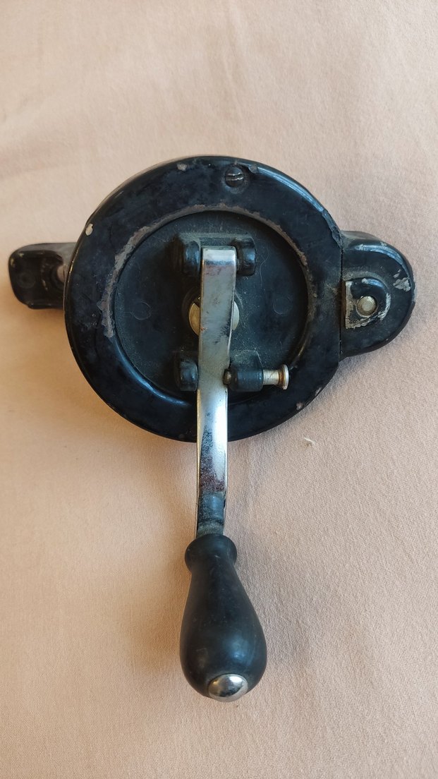 KARA KAFA DİKİŞ MAKİNESİ ÇEVİRME KOLU - Görsel 4