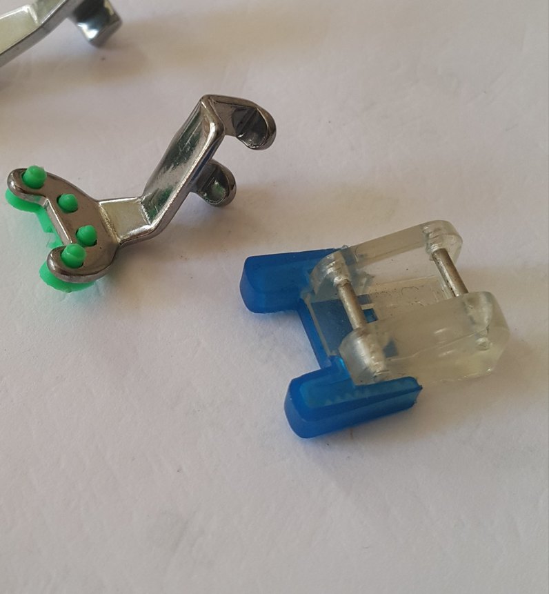 Ev tipi dikiş makinaları için düğme dikme ayağı - Görsel 2