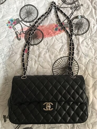 Chanel kol çantası