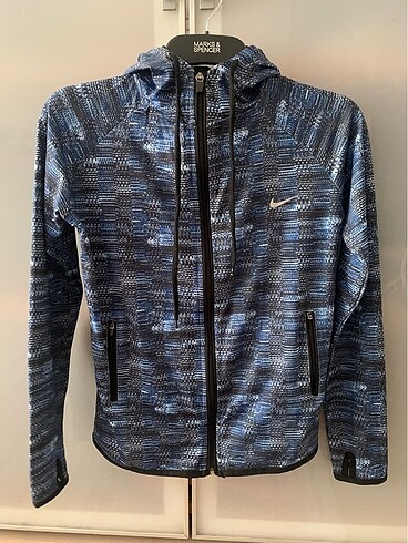 Nike .